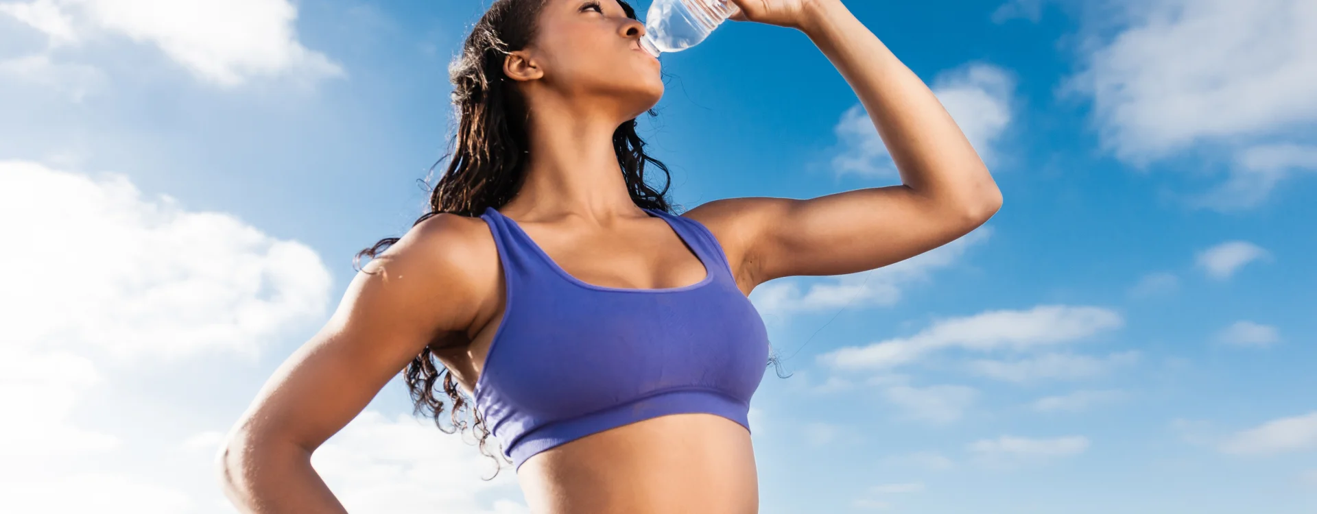 Parte 1: Hidratação e nutrição em dias quentes para atletas e desportistas